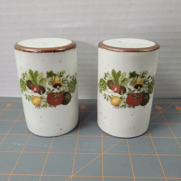 Vintage Inarco Japan Speckled Mushroom Vegetables Salt Pepper Stoneware Shakers - Picture 1 of 9